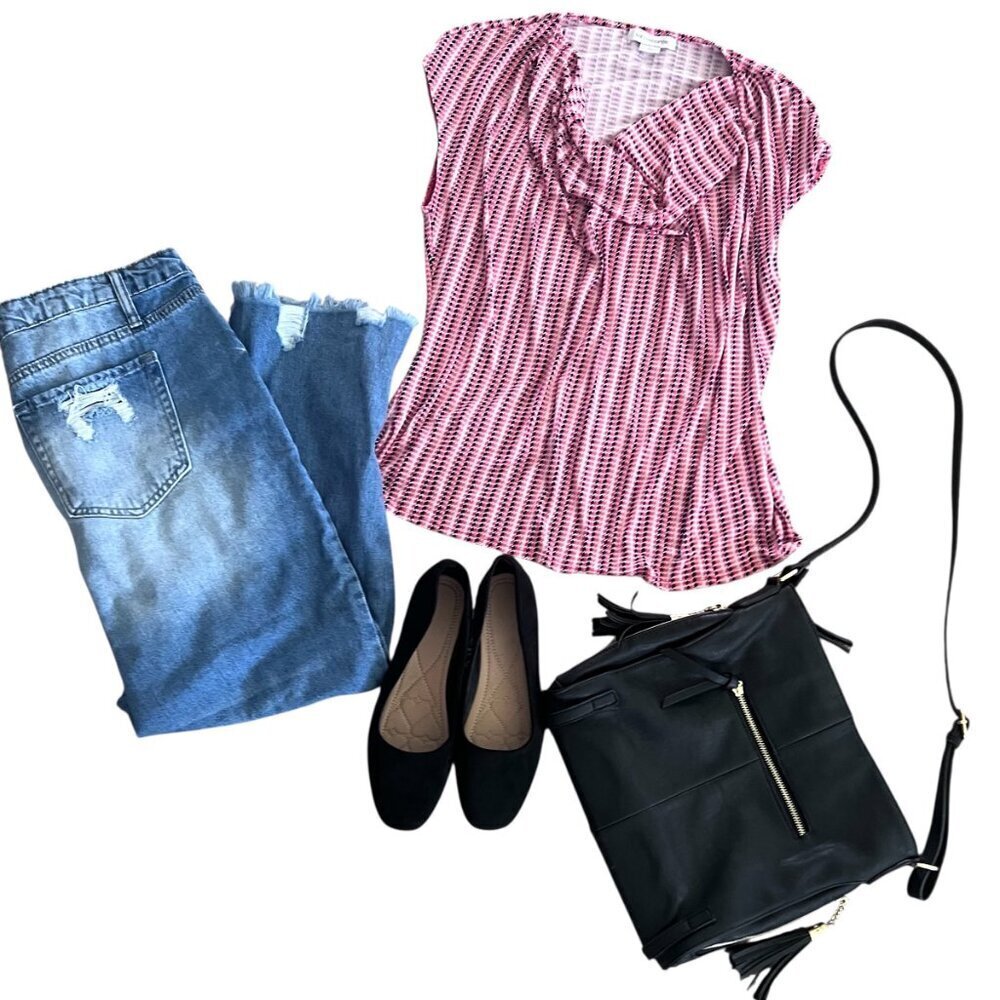 Liz Claiborne Pink, Black and White Ruched Cap Sleeve Blouse